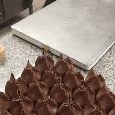 These GIFs Are So Satisfying (19 gifs)