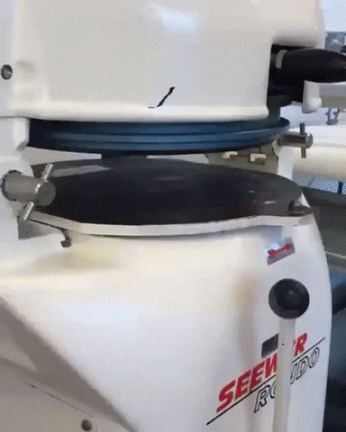 These GIFs Are So Satisfying (19 gifs)