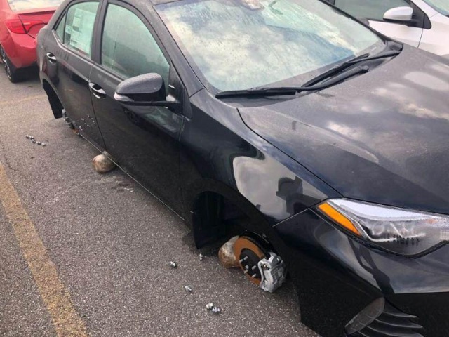 Wheels Were Stolen From Toyotas In The Parking Lot Of The Dealership (12 pics)
