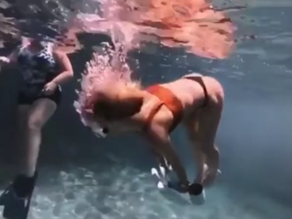 Girl Shows Off Her Diving Skills