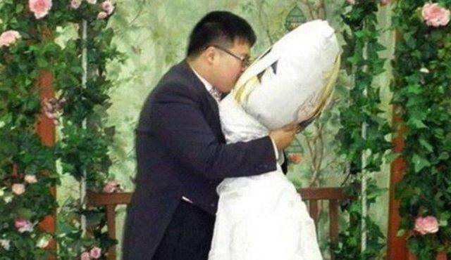 Acid Picdump (93 pics)