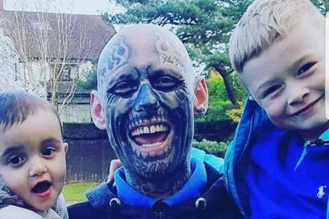 Guy Has Spent $36,000 On Tattoos And Is Not Planning To Stop (17 pics)