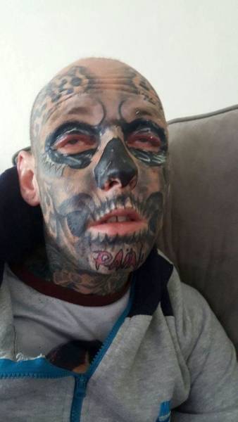 Guy Has Spent $36,000 On Tattoos And Is Not Planning To Stop (17 pics)