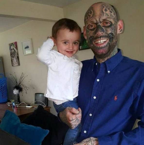 Guy Has Spent $36,000 On Tattoos And Is Not Planning To Stop (17 pics)