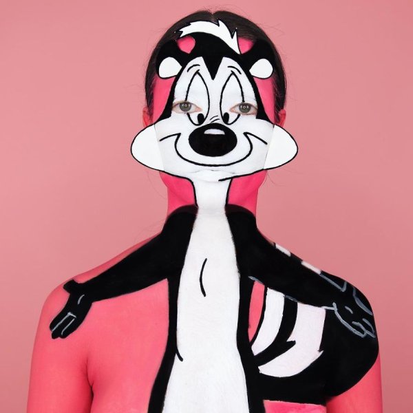 This Makeup Artist Can Transform Herself Into Any Cartoon Character (30 pics)