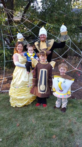 Family Halloween Costumes (35 pics)