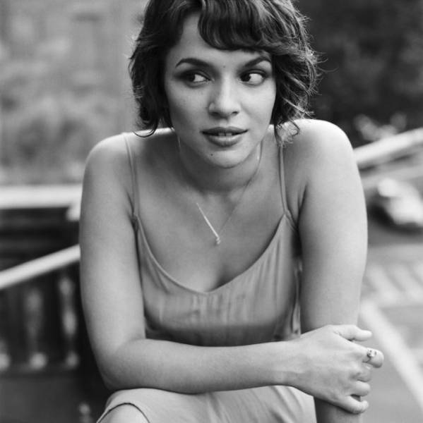Girls Of Mixed Race (52 pics) Girls Of Mixed Race (52 pics)