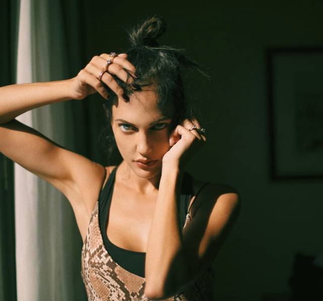 Girls Of Mixed Race (52 pics)