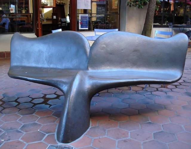 Amazing Urban Furniture (17 pics)