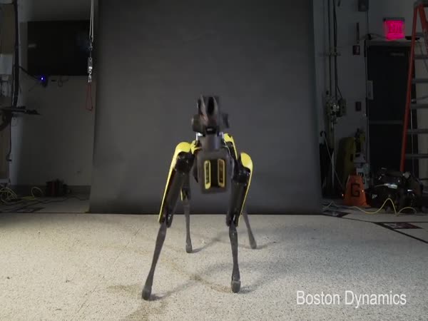 Boston Dynamics' Spot Dancing To 'Uptown Funk'