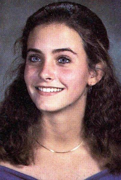 When Celebs Where Much Younger (32 pics)