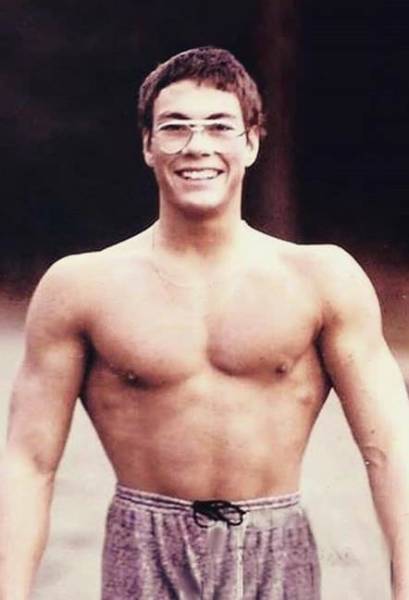 When Celebs Where Much Younger (32 pics)