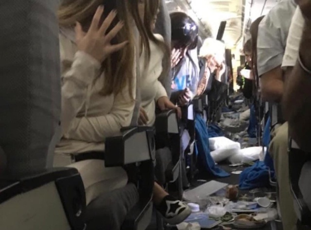 Plane After Severe Turbulence Which Injures 15 Passengers (4 pics)