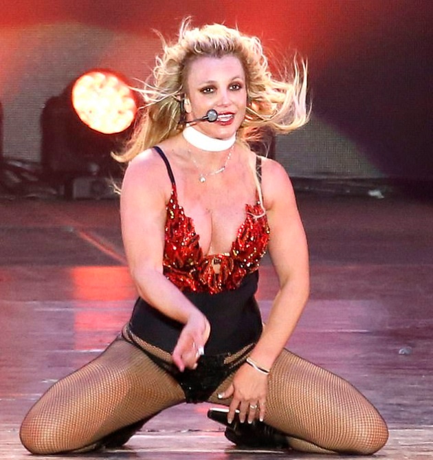 Britney Spears Looks Different Now (5 pics)