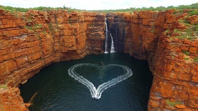 Acid Picdump (104 pics)