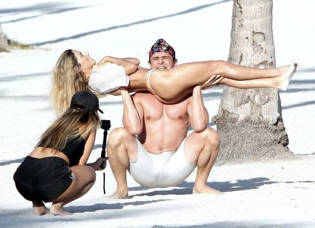 Acid Picdump (96 pics)