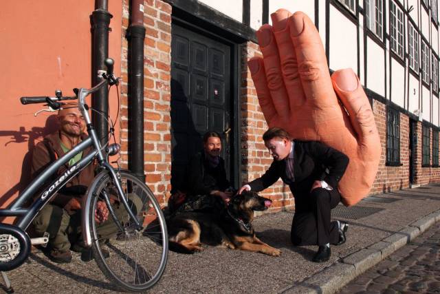 When Men Have Fun (54 pics)