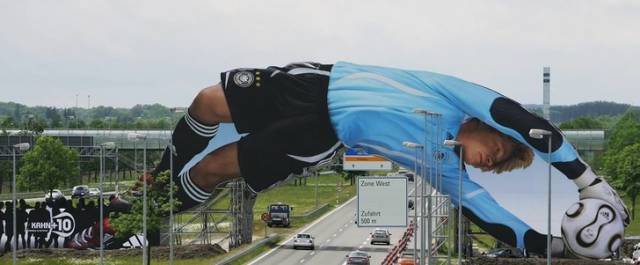 Examples Of Very Smart Outdoor Advertising (21 pics)