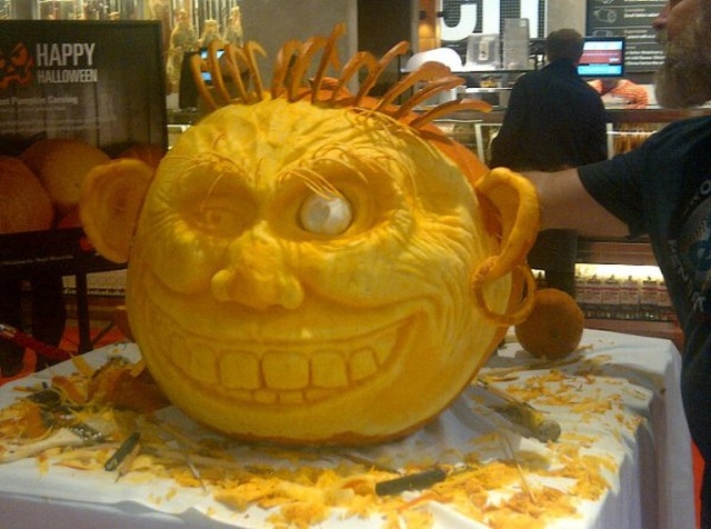 Pumpkin Carvings (28 pics)