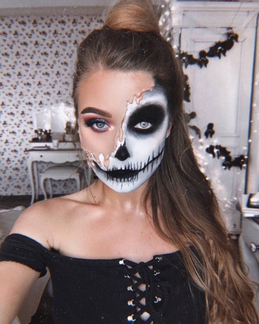 Awesome Halloween Makeup (21 pics)
