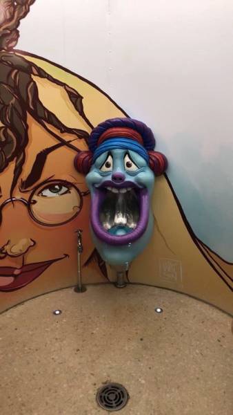 Unusual Toilets (28 pics)