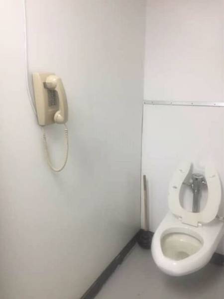 Unusual Toilets (28 pics)