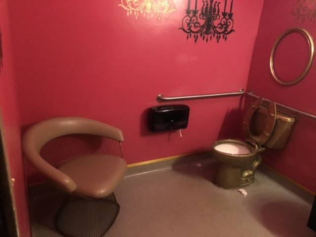 Unusual Toilets (28 pics)