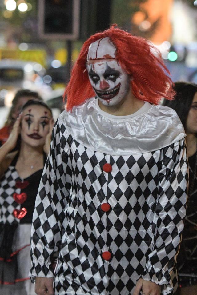 Halloween In Birmingham and Portsmouth (22 pics)