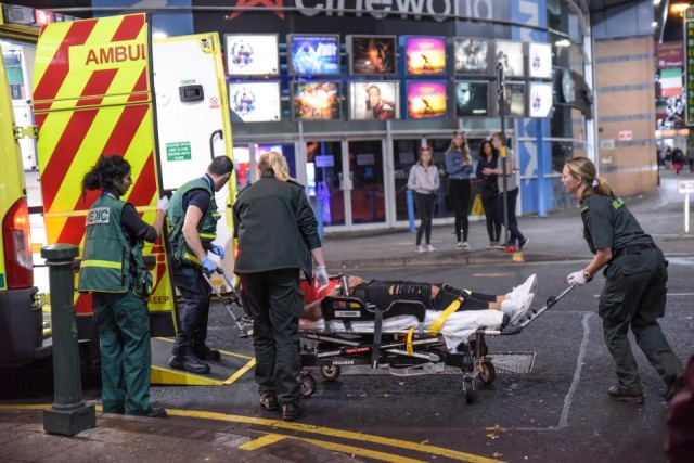 Halloween In Birmingham and Portsmouth (22 pics)