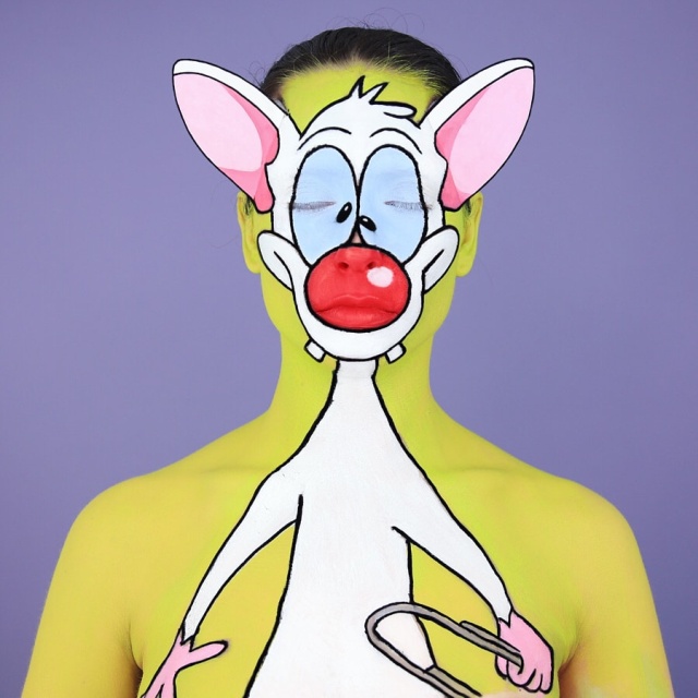 She Turns Herself Into A Toon With Makeup (12 pics)