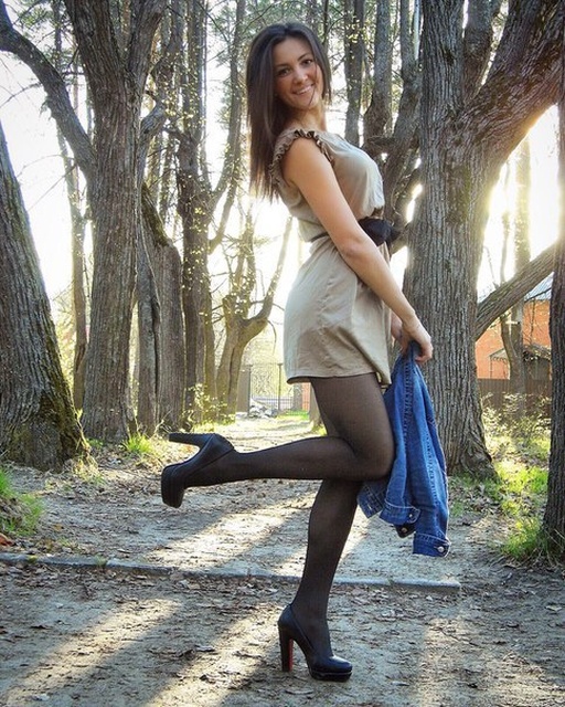 Girls On High Heels (50 pics)