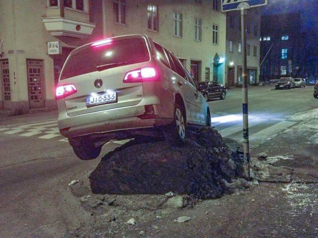 Acid Picdump (93 pics)