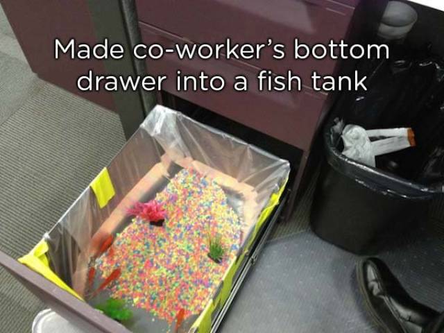 How To Troll Your Coworkers (27 pics)