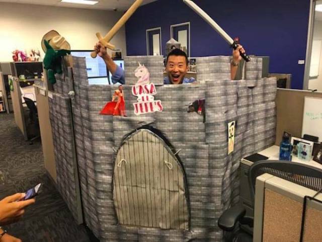 How To Troll Your Coworkers (27 pics)