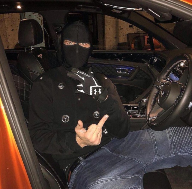 The Life Of Albanian Gang Members In London (17 pics)