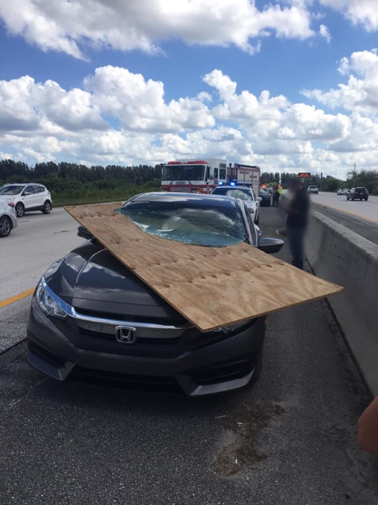 Florida Driver Is OK After This (2 pics)