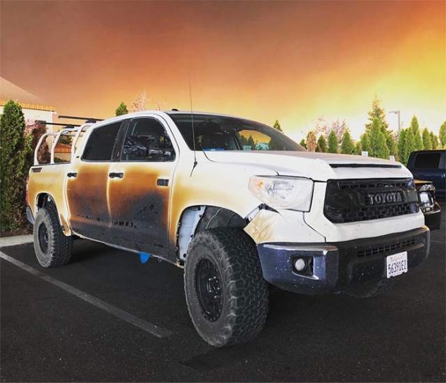This Toyota Truck Helped A Nurse Save Lives In California Fire (6 pics)
