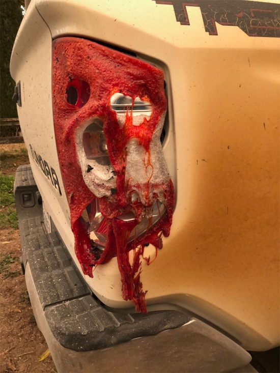 This Toyota Truck Helped A Nurse Save Lives In California Fire (6 pics)