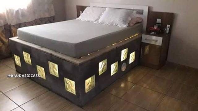DIY Bed (4 pics)