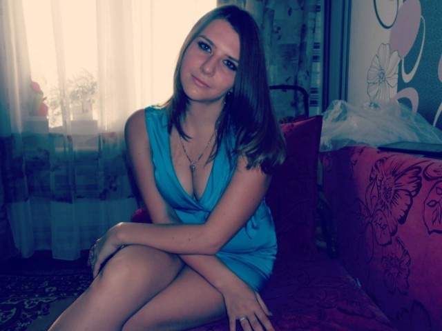 http://www.fropkey.com/russian-country-girls-fashionable-dresses-t186.html