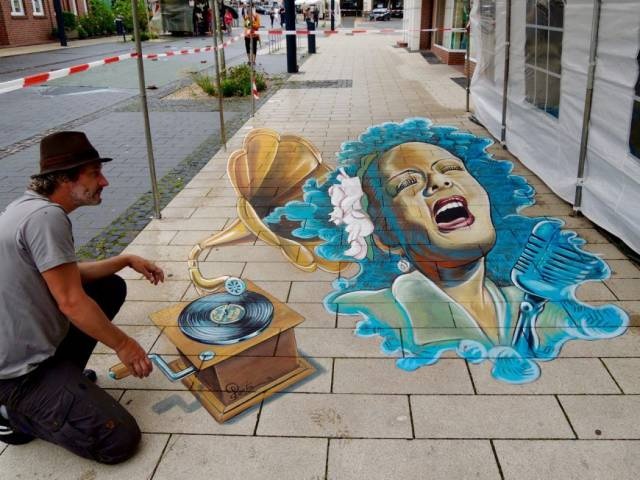 Acid Picdump (117 pics)