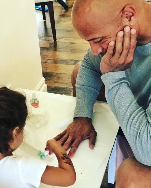 Photos From Dwayne Johnson’s Instagram (23 pics)