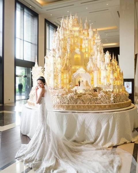 Amazing Cakes (24 pics)