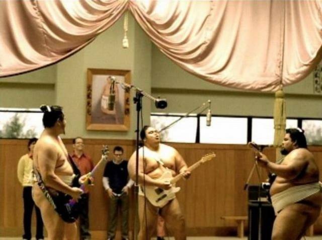 Welcome To Asia (39 pics)
