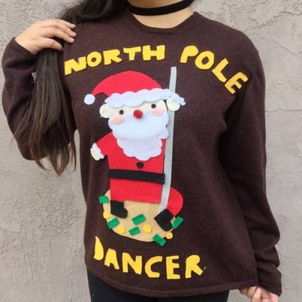 Awesome Christmas Sweaters (39 pics)