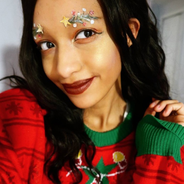Christmas Tree Eyebrows (15 pics)