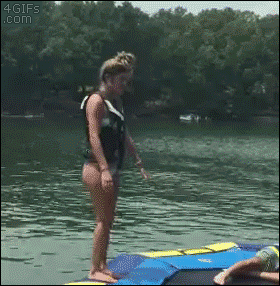 Acid Gifdump, December 5, 2018 (25 gifs)