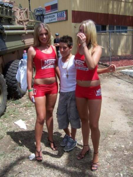 Hover Hands (45 pics)