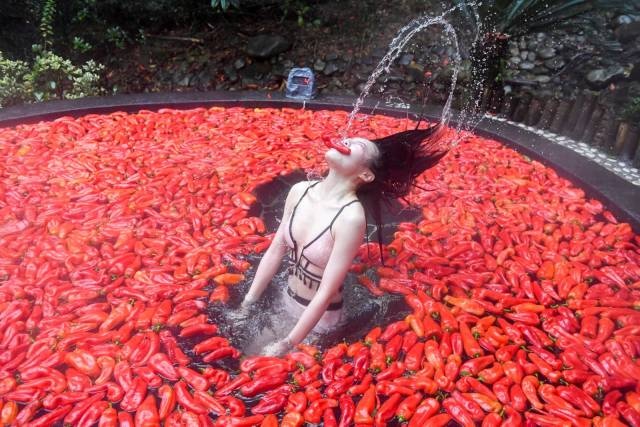 Acid Picdump (100 pics)