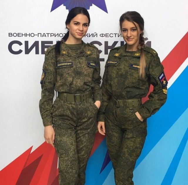 Russian Army Girls (14 pics)